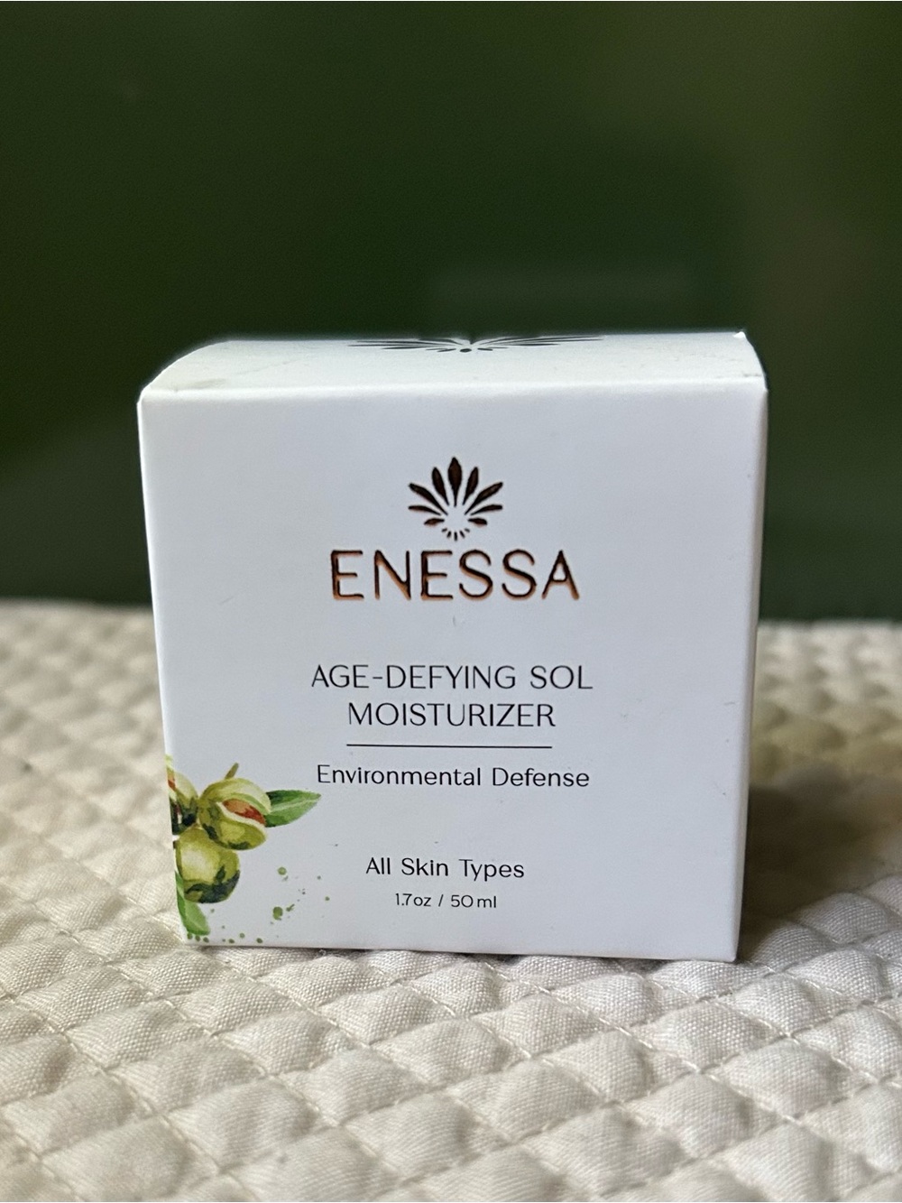 ENESSA Age-Defying Sol Facial Moisturizer